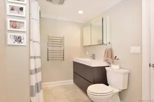 383 Violet St, Massapequa Park, NY 11762 - Photo 26