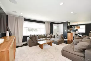 383 Violet St, Massapequa Park, NY 11762 - Photo 6