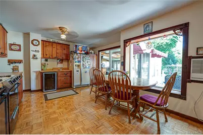 135 Howard Street, Port Jefferson, NY 11776 - Photo 8