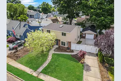 40 Buttercup Lane, Levittown, NY 11756 - Photo 4