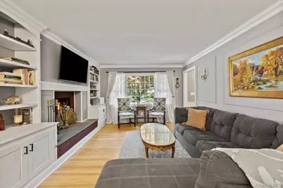 13 Provost Drive, Airmont, NY 10901 - Photo 8