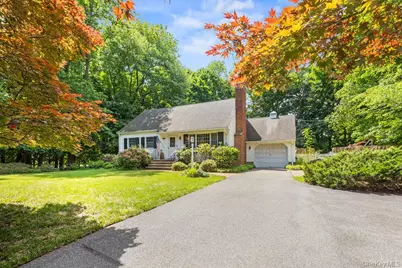 13 Provost Drive, Airmont, NY 10901 - Photo 2
