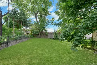 135 Smith Street, Port Chester, NY 10573 - Photo 18