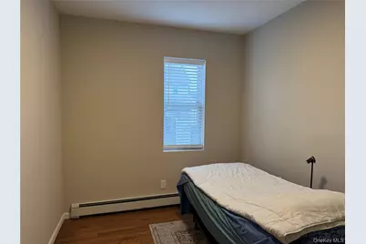 76 Van Cott Avenue, Hempstead, NY 11550 - Photo 12