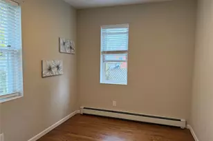 76 Van Cott Ave, Hempstead, NY 11550 - Photo 10