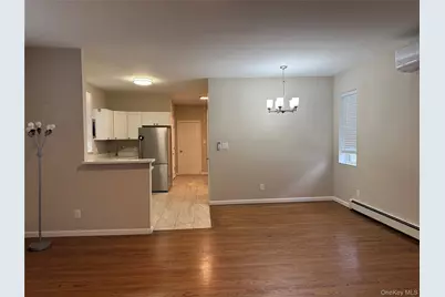 76 Van Cott Avenue, Hempstead, NY 11550 - Photo 6