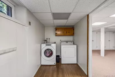 21 Lydia Lane, Garden City, NY 11530 - Photo 20