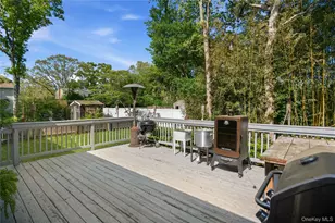 37 Aberdeen Dr, Mastic, NY 11950 - Photo 26