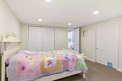 1 Regal Court, Saint James, NY 11780 - Photo 32