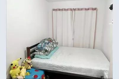 35-09 Leavitt Street, Flushing, NY 11354 - Photo 6
