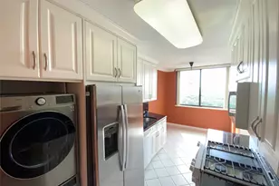 270-10 Grand Central Pkwy, Floral Park, NY 11005 - Photo 12