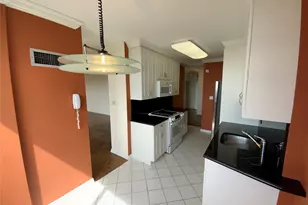 270-10 Grand Central Pkwy, Floral Park, NY 11005 - Photo 10