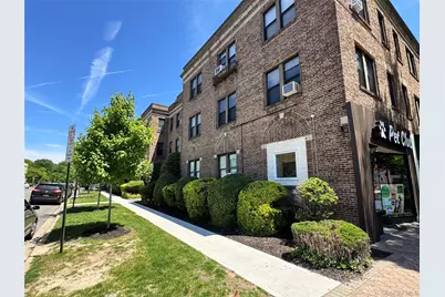222 7th Street #2B, Garden City, NY 11530 - Photo 2