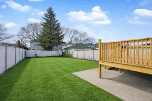 332 Willowbrook, New York, NY 10314 - Photo 14