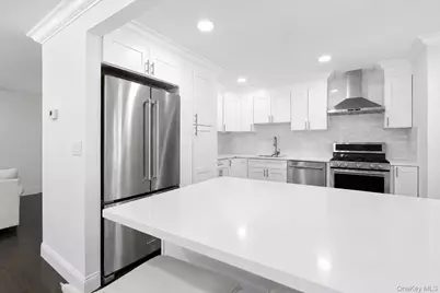 2 Taft Avenue, Islip, NY 11751 - Photo 8