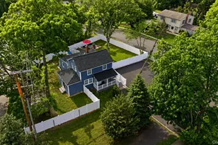 2 Taft Ave, Islip, NY 11751 - Photo 28
