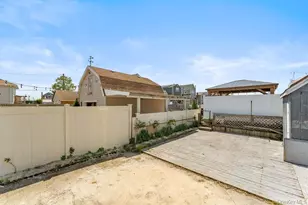 11-07 Cross Bay Blvd, Broad Channel, NY 11693 - Photo 12