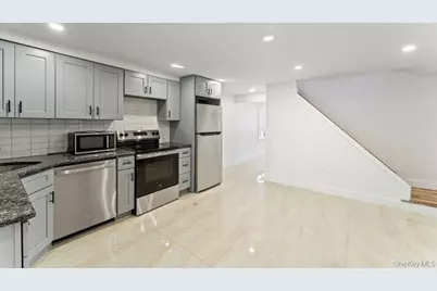 1107 Cross Bay Boulevard, Broad Channel, NY 11693 - Photo 6