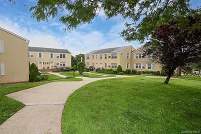 7115 252nd Street #194A, Bellerose, NY 11426 - Photo 26