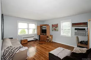 71-15 252nd St, Bellerose, NY 11426 - Photo 14