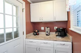 9520 239th St, Floral Park, NY 11001 - Photo 18