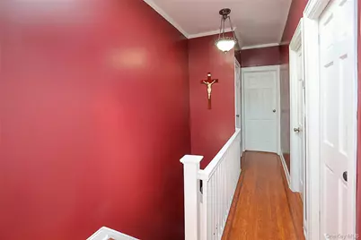 95-20 239th Street, Floral Park, NY 11001 - Photo 26