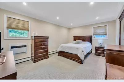 5 E Grove Street, Massapequa, NY 11758 - Photo 18