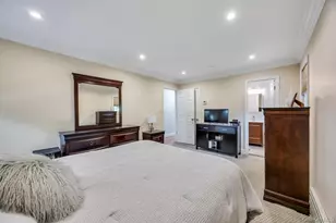 5 E Grove St, Massapequa, NY 11758 - Photo 20