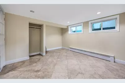 5 E Grove Street, Massapequa, NY 11758 - Photo 28