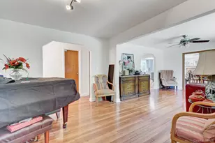 100 Elwood Rd, Northport, NY 11768 - Photo 16