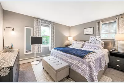 16 Valley Street, Ronkonkoma, NY 11779 - Photo 22