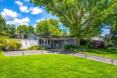 16 Valley Street, Ronkonkoma, NY 11779 - Photo 4