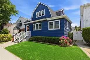 72 E Hitchcock Ave, Floral Park, NY 11001 - Photo 2