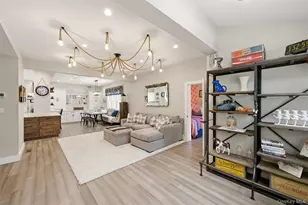 72 E Hitchcock Ave, Floral Park, NY 11001 - Photo 8