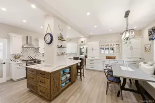 72 E Hitchcock Ave, Floral Park, NY 11001 - Photo 4