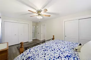 72 E Hitchcock Ave, Floral Park, NY 11001 - Photo 10