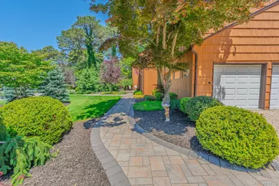 1 Matt Street, Port Jefferson Station, NY 11776 - Photo 2