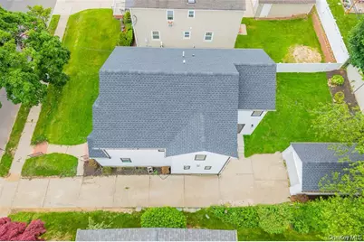 105 Moore Street, New Hyde Park, NY 11040 - Photo 34