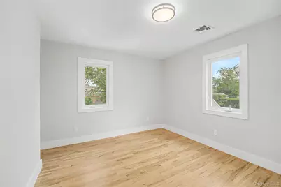 105 Moore Street, New Hyde Park, NY 11040 - Photo 22