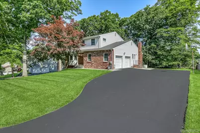 20 Dolphin Road, New City, NY 10956 - Photo 1