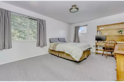 20 Dolphin Road, New City, NY 10956 - Photo 16