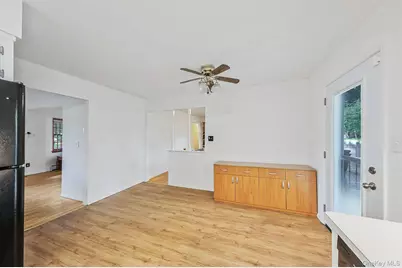 2 Linden Avenue, Holtsville, NY 11742 - Photo 14