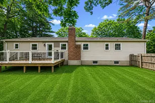 2 Linden Ave, Holtsville, NY 11742 - Photo 32