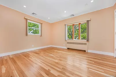 233 Walnut Street, Massapequa Park, NY 11762 - Photo 14