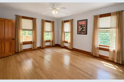 248 N Highland Avenue, Chestnut Ridge, NY 10965 - Photo 10
