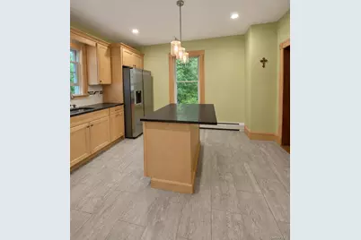 248 N Highland Avenue, Chestnut Ridge, NY 10965 - Photo 16