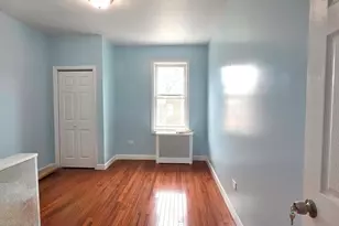 33-30 89th St, Jackson Heights, NY 11372 - Photo 2