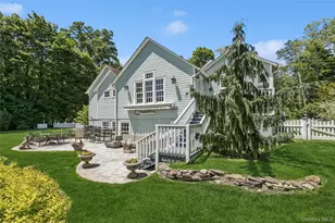 29 Three Sisters Rd, Saint James, NY 11780 - Photo 8