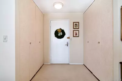 21 Fairview Avenue #717, Tuckahoe, NY 10707 - Photo 2