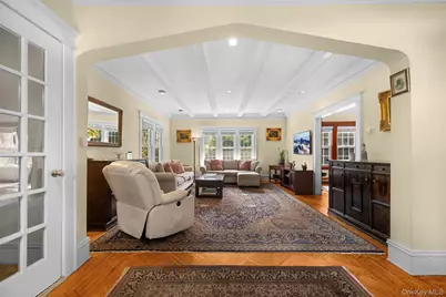 51 Maple Drive, Great Neck, NY 11021 - Photo 4